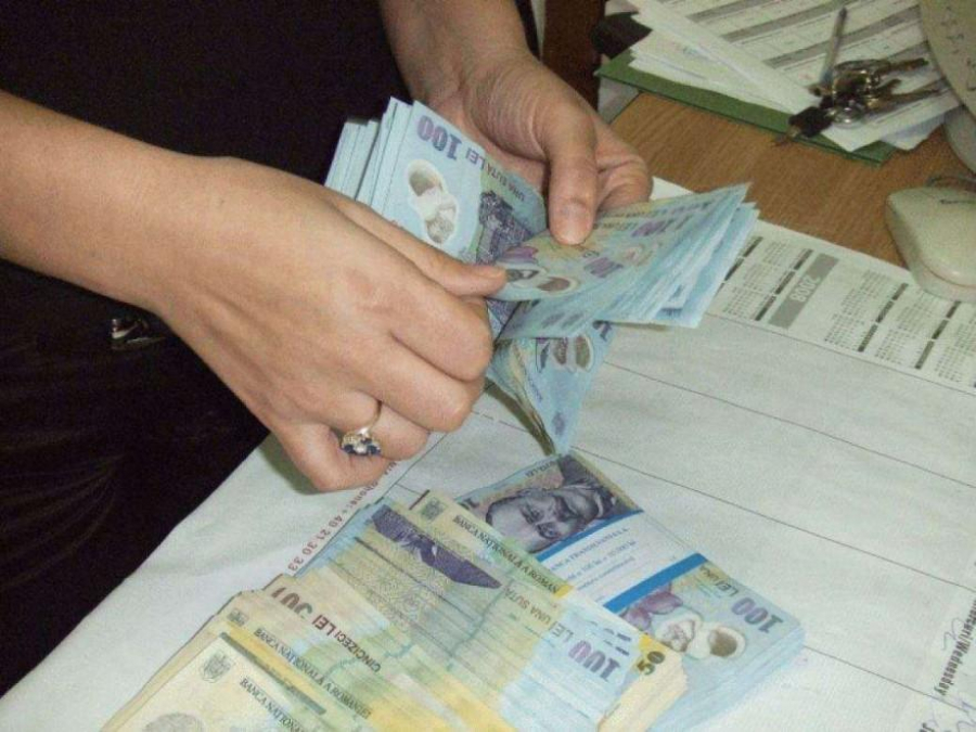 O simplă cerere pentru a te transfera de la Pilonul II