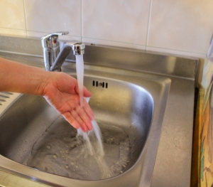 CET nu prea ne dă căldură, dar încălzeşte GRATIS apa rece! Iată SURPRIZA unor sute de gălăţeni