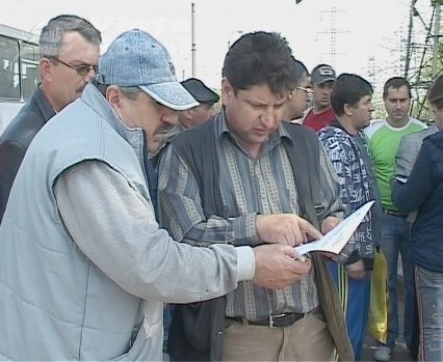 Angajaţii UCC din ArcelorMittal Galaţi ameninţă că vor opri lucrul