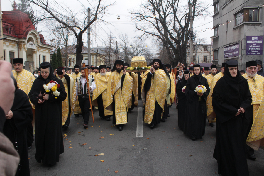 MOAȘTELE Sfântului Grigorie Decapolitul, aduse la Galaţi