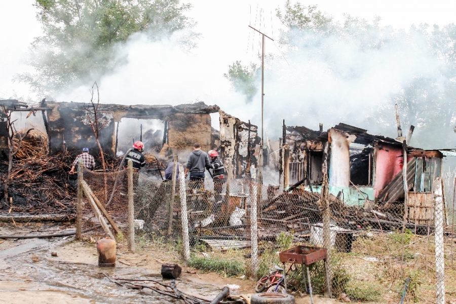 În urma TRAGEDIEI de la Oancea, familia Panait - mutată într-o locuinţă decentă