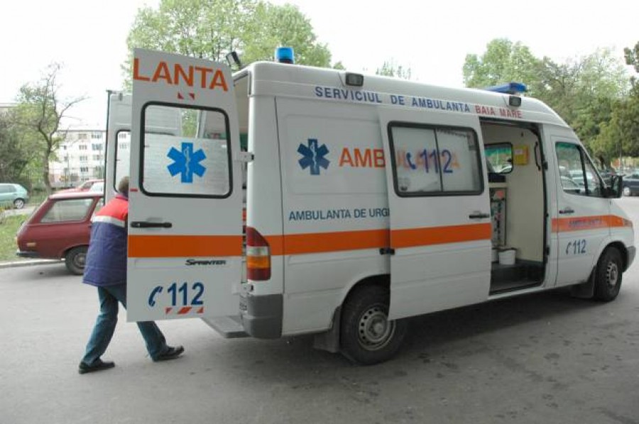 Şase copii au ajuns la spital cu toxiinfecţie alimentară, după ce au mâncat prăjituri la serbare