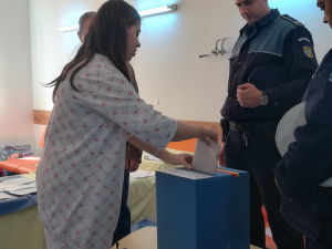 Cu gândul la un viitor mai bun pentru copiii lor