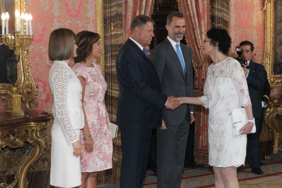 O gălăţeancă, invitată de regele Spaniei la întâlnirea cu preşedintele României: "Am simţit că trăiesc româneşte"