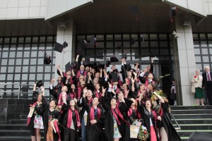 Festivitate de absolvire: Prima promoţie de stomatologi şcoliţi la Galaţi (VIDEO)