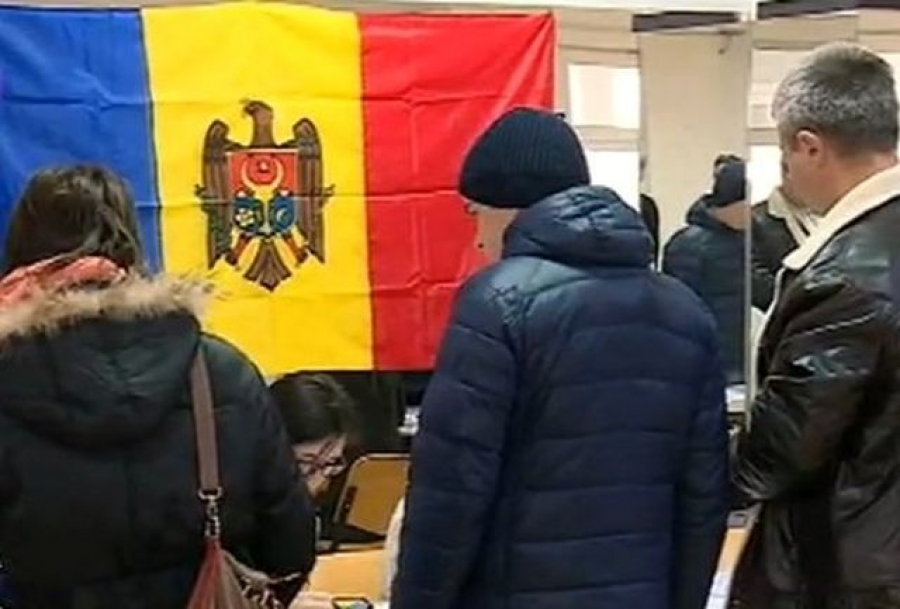 ALEGERI PREZIDENȚIALE peste Prut | Secţie de votare la Galaţi pentru cetăţenii Republicii Moldova