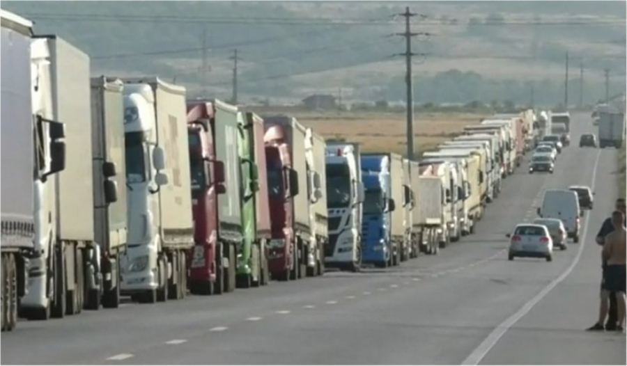 Se închide traficul greu pe drumurile naționale din Galați