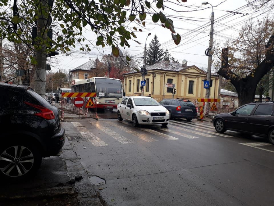 Renovarea unei străzi aruncă traficul din Centru în infern