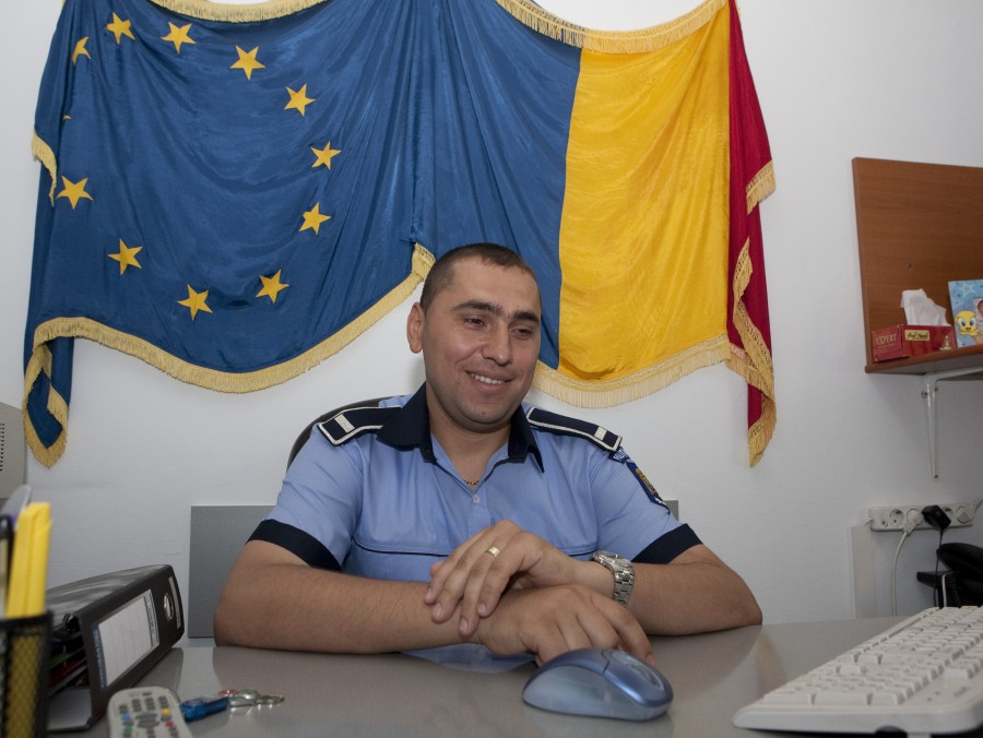 Vezi cât au de aşteptat absolvenţii unor şcoli de poliţie până să fie angajaţi