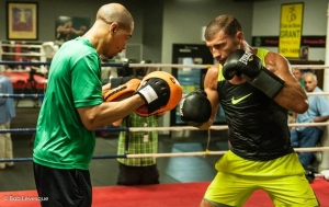 Trei zile până la REVENIREA ÎN RING: &quot;Lumea boxului va afla că LUCIAN BUTE s-a întors”