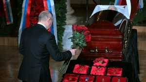 Vladimir Putin, la funeraliile lui Jirinovski