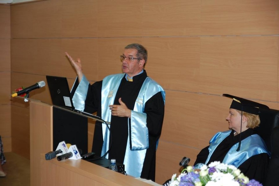 La Universitatea "Dunărea de Jos"/ Doctor Honoris Causa pentru un specialist în telemedicină