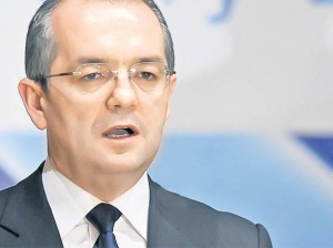 Emil Boc: Violenţele stradale sunt inacceptabile