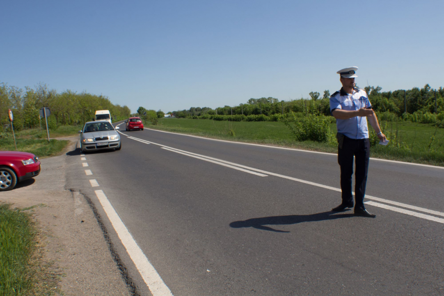 Contravenţii şi infracţiuni în trafic. 11 permise reţinute de poliţiştii gălăţeni