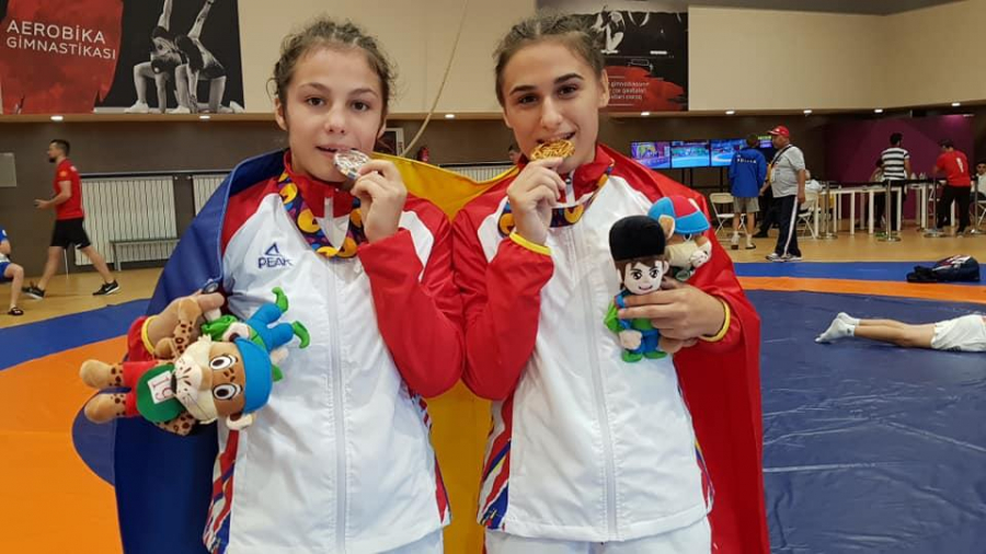 Primele medalii pentru România