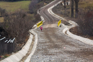 Comuna Drăgușeni va avea drumuri asfaltate și apă curentă (FOTO)