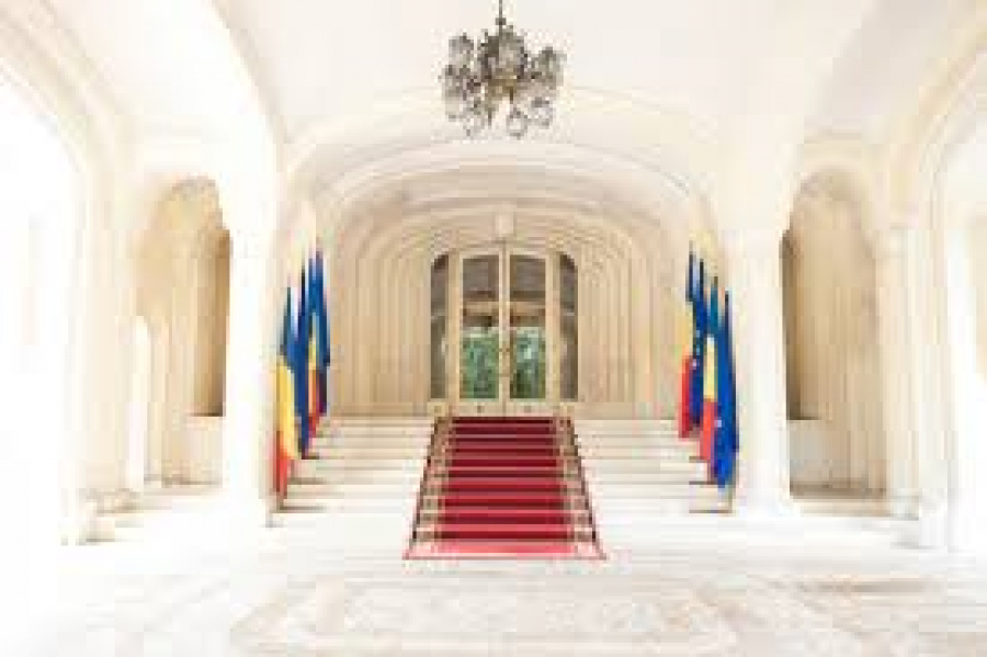 Fronturi prezidențiale pe toată linia