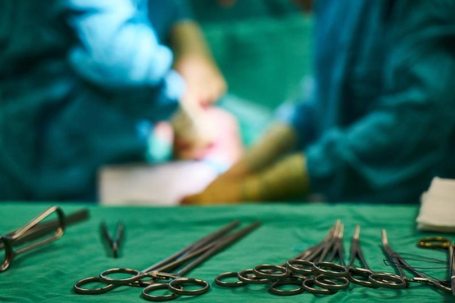 Tumoră gigant, extirpată de medici