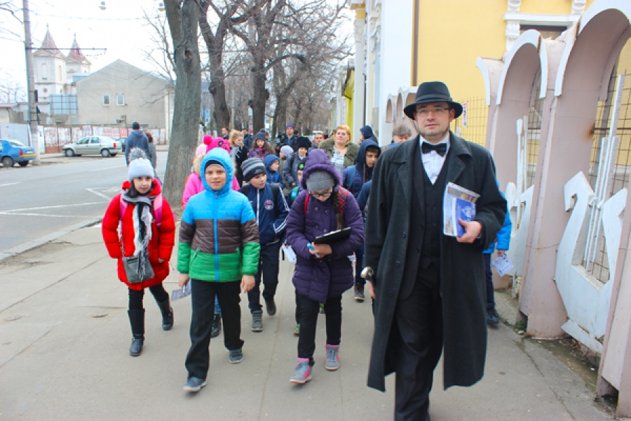 Cu bastonul... profesorului Bodea, prin vechiul oraş