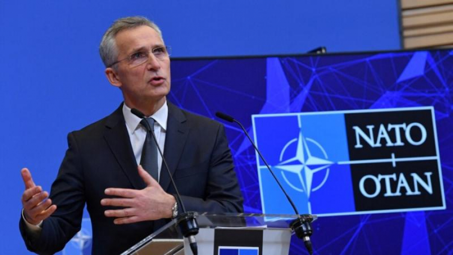 NATO ar trebui să livreze Ucrainei mai mult armament greu