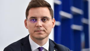 Europarlamentarul Victor Negrescu preia comunicarea politică a PSD