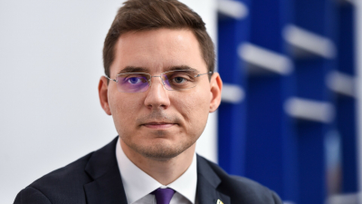 Europarlamentarul Victor Negrescu preia comunicarea politică a PSD