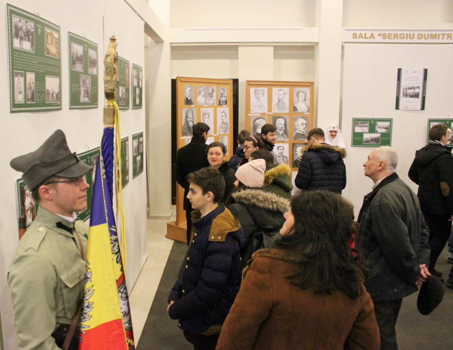 Expoziţie foto-documentară | Vernisaj la Muzeul Istoriei, Culturii şi Spiritualităţii Creştine