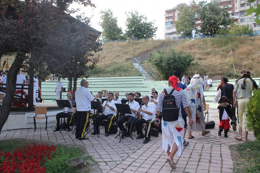 ZIUA MARINEI a început mai devreme, la Galați (FOTO)