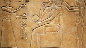 CURIOZITĂȚI ANTICE: Egiptenii foloseau untura ca gel de păr
