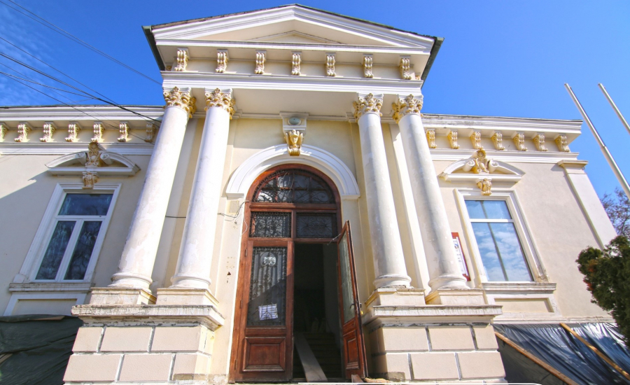 Refacerea clădirilor istorice de pe strada Eroilor