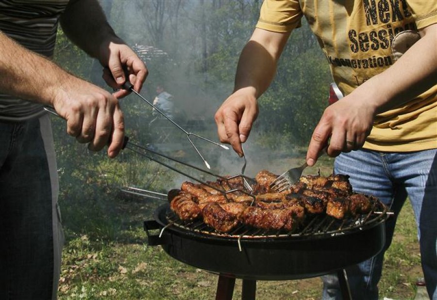 Comisarii de mediu pregătesc controale la grătare