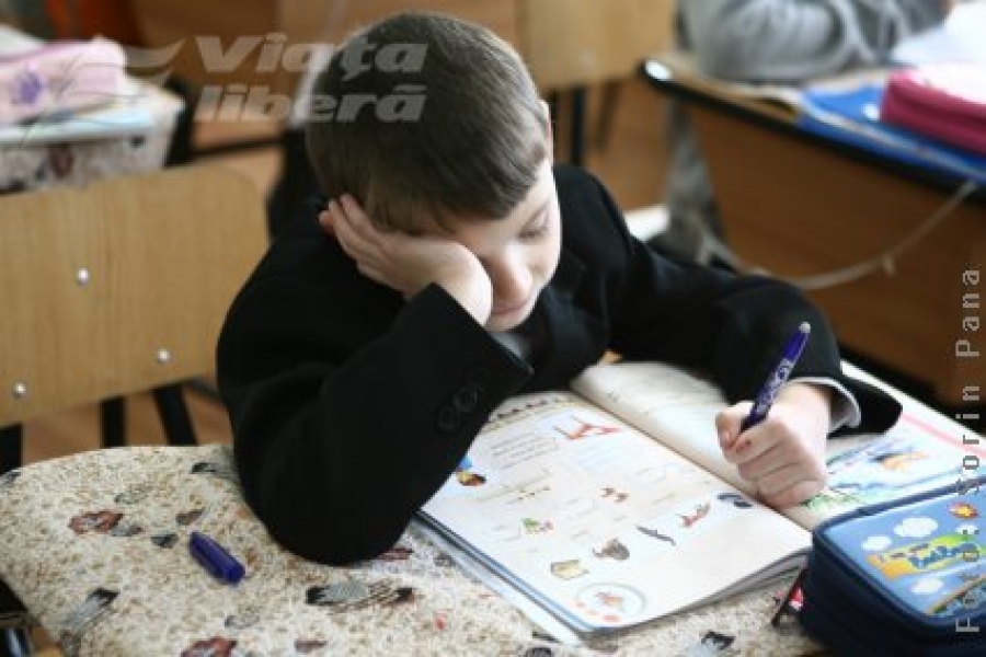 Evaluări obligatorii la fiecare clasă