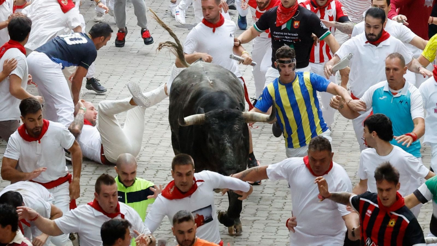 Primele victime ale curselor cu tauri de la Pamplona