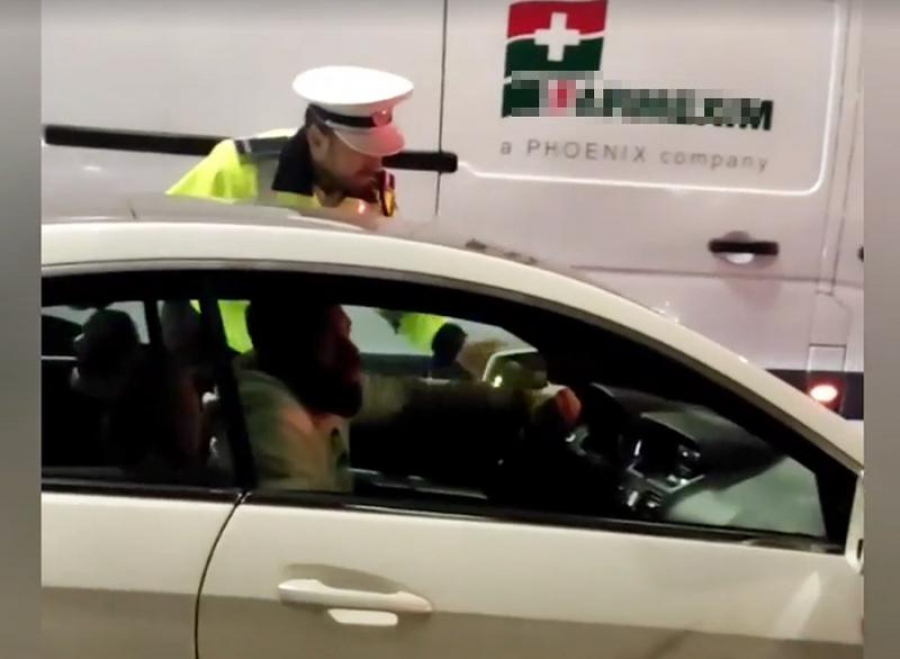 Șoferul care a fugit de sub nasul polițiștilor și jandarmilor, lăsat în libertate de procurori