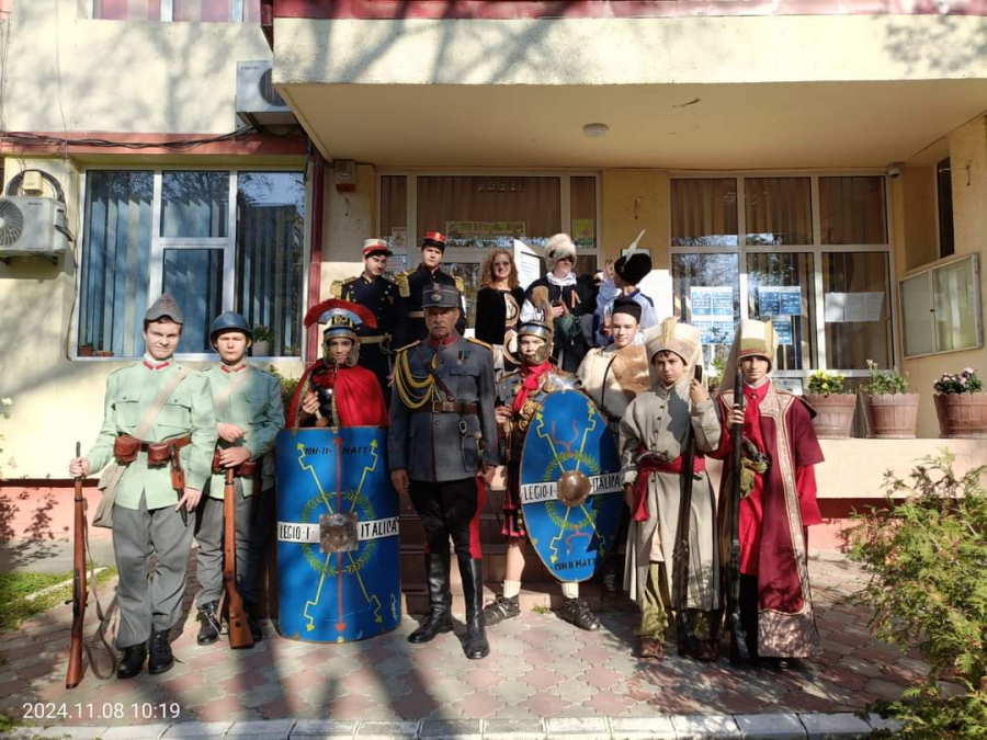 De ziua sa, Școala „Mihai Viteazul” a primit oaspeți (foto)