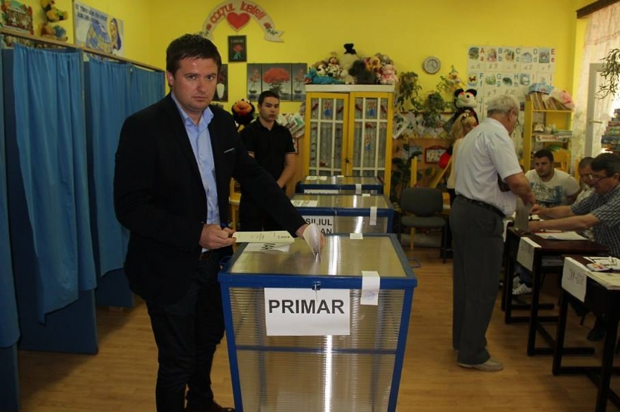 CANDIDAȚI LA URNE/ Candidatul PMP pentru Primărie: „Am votat împotriva mafiei politice”