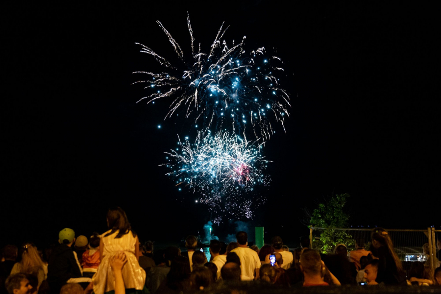 Focurile de artificii au luminat Dunărea la Zilele municipiului Galaţi (FOTO și VIDEO)