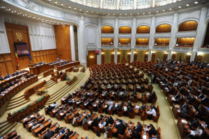 Parlamentul, în sesiune extraordinară, pentru Legea pensiilor speciale