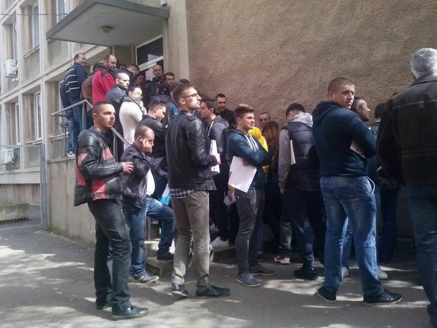 Mulţi chemaţi, puţini aleşi! 150 din 700 de gălăţeni au trecut examenul la POLIȚIE