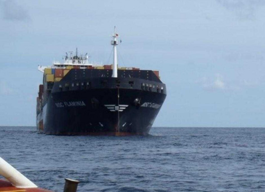 Marinari români blocaţi pe o navă în Egipt cer sprijinul autorităţilor pentru a se întoarce în ţără