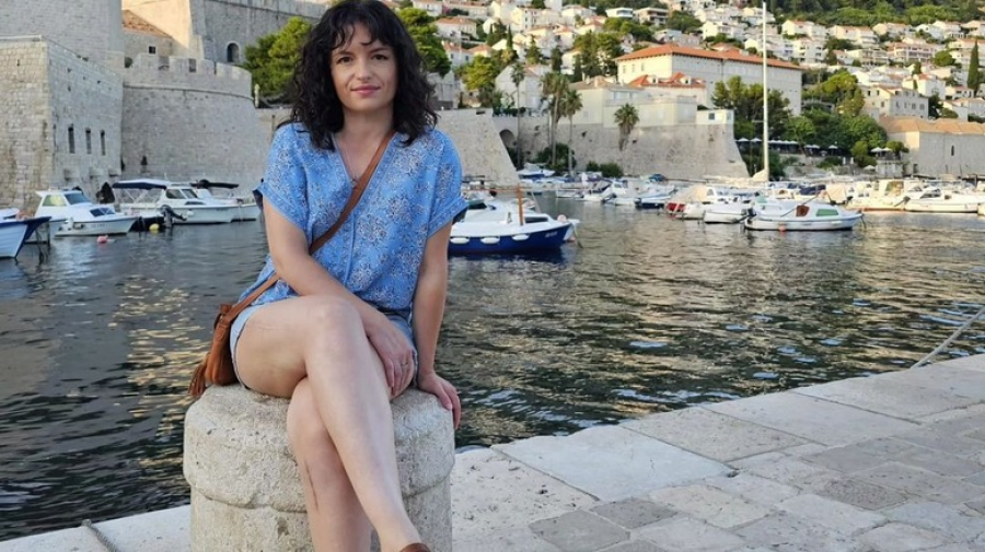 O româncă dă în judecată gigantul Warner Bros