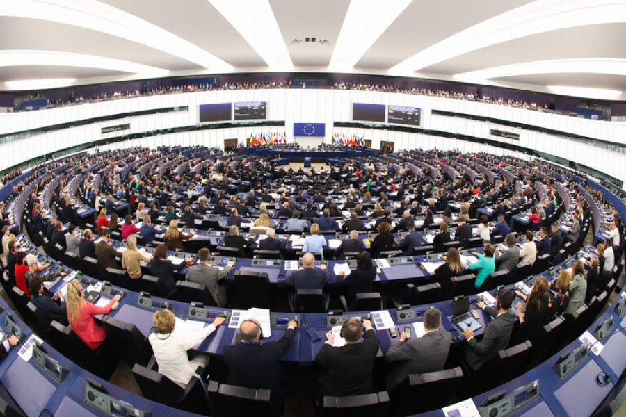Ucraina, împrumut de 35 de miliarde de euro din... activele rusești