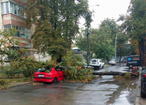 COD GALBEN de VIJELII și ploi torențiale/ Aveți grijă unde vă parcați mașinile!
