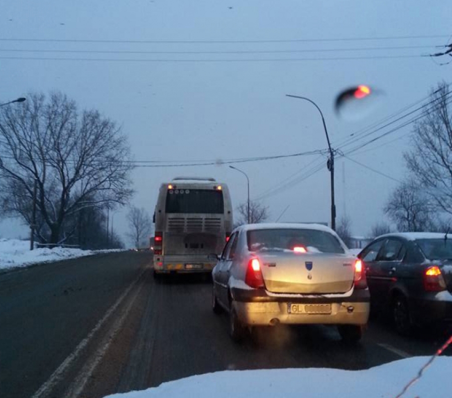 Un ACCIDENT RUTIER mai puţin obişnuit a avut loc la ieşirea din Galaţi