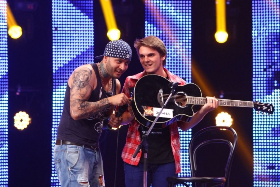 VIDEO/ Un rocker si un hip hopper din Galaţi au făcut spectacol la X Factor