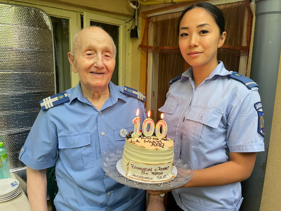 Veteranul jandarmilor gălățeni a împlinit 100 de ani (FOTO)