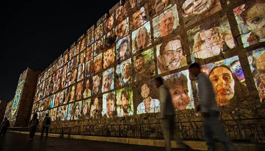 Ceremonie la Zidul Plângerii în memoria victimelor atentatelor Hamas