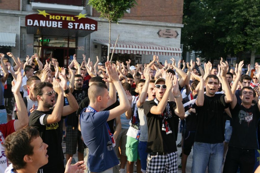 Plecarea lui Adamescu, ţinta suporterilor: Fanii gălăţeni, gata de un nou protest