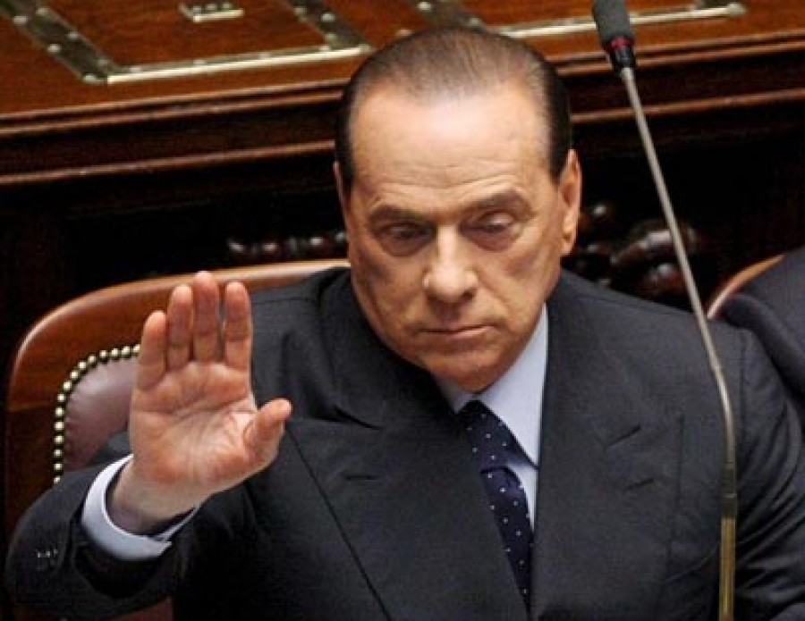 Silvio Berlusconi a demisionat de la conducerea Guvernului italian