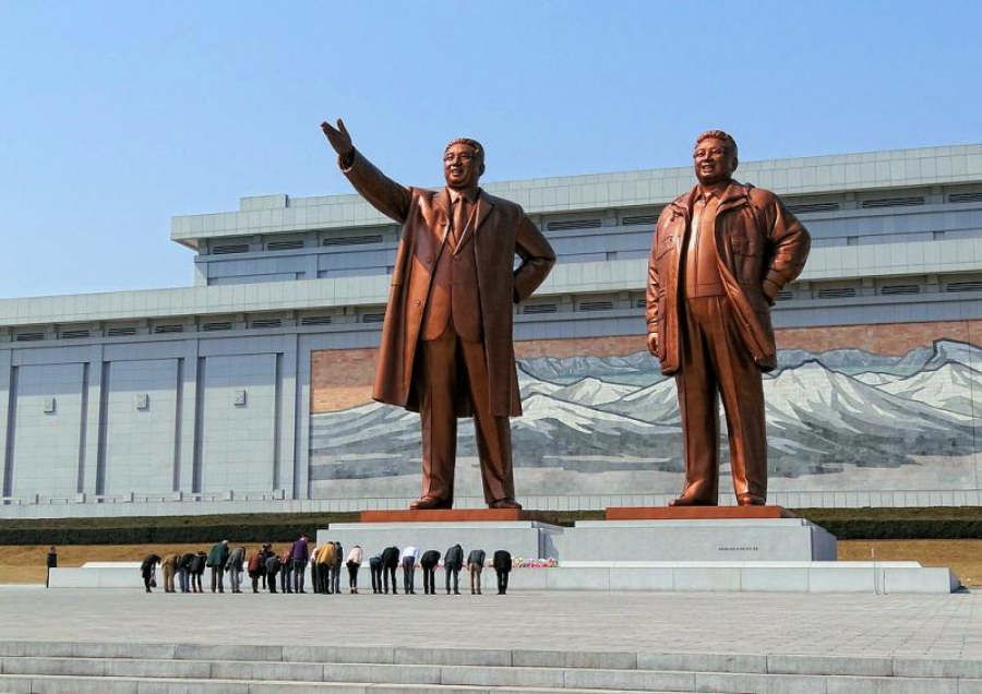 Coreea de Nord, 110 ani de la nașterea „președintelui etern” Kim Ir-sen